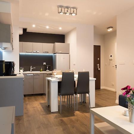 Apartlogy Aura2 78 - Experience Intelligent Living While Travelling Apartment Gdansk Exterior photo