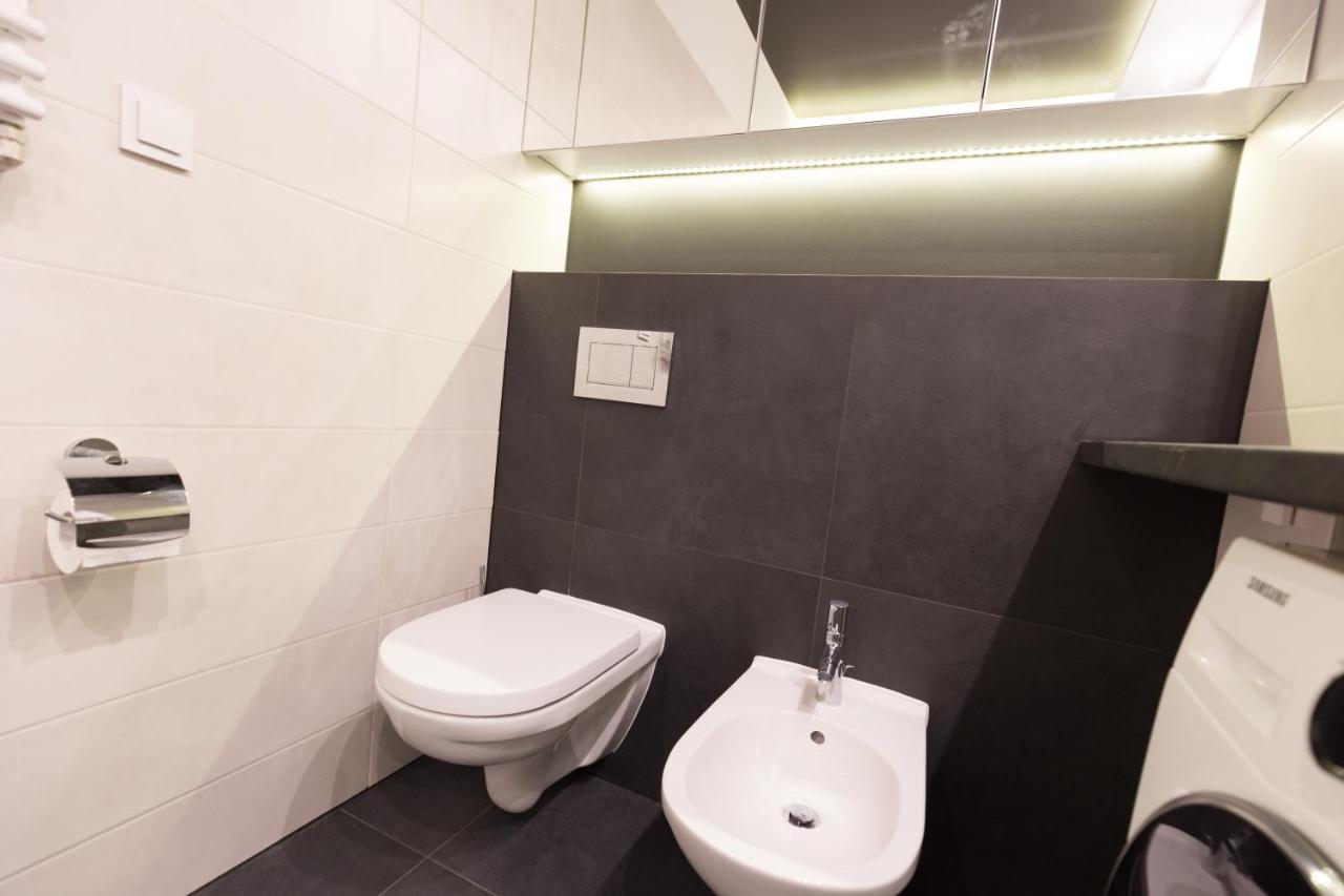 Apartlogy Aura2 78 - Experience Intelligent Living While Travelling Apartment Gdansk Exterior photo